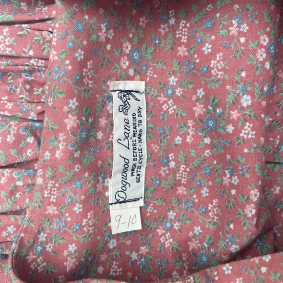 Dogwood Lane peasant prairie dress floral with one pocket. Ceramic buttons - Picture 5 of 6